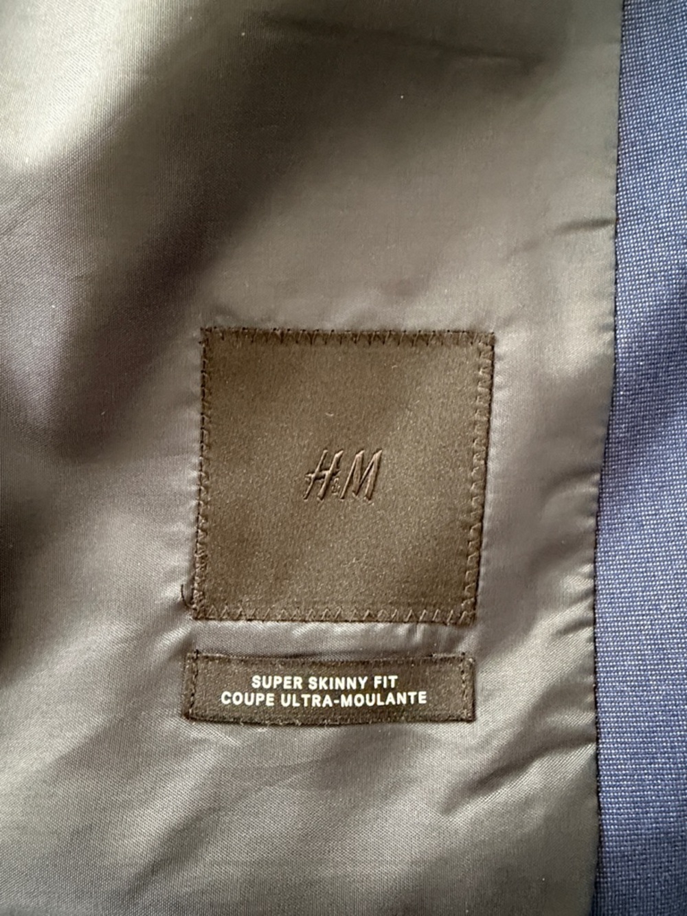 H&M navy suit - Picture 4 of 4